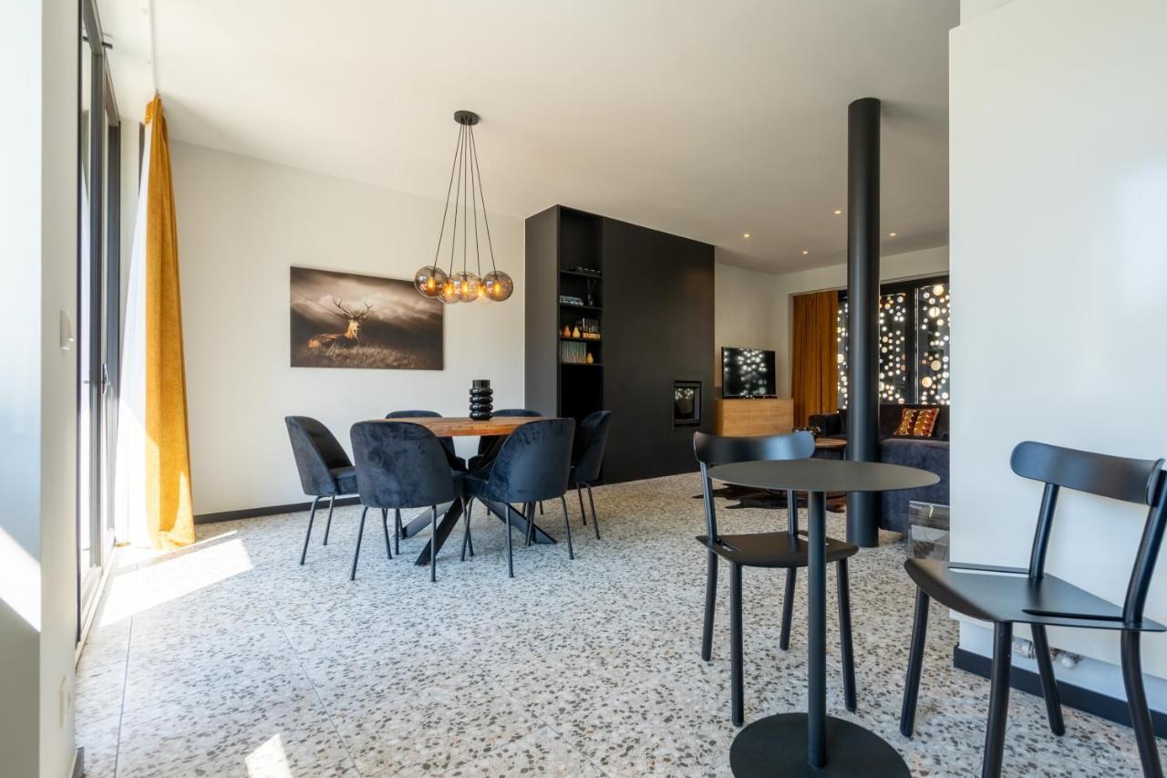 La Maison Noire 라로셰안알데네 외부 사진