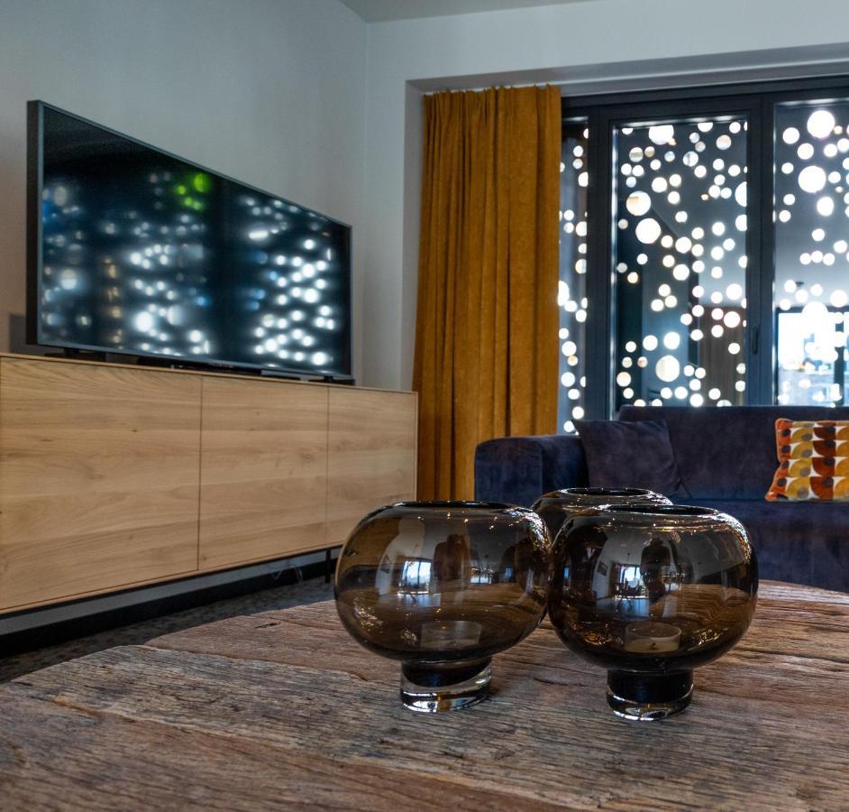 La Maison Noire 라로셰안알데네 외부 사진